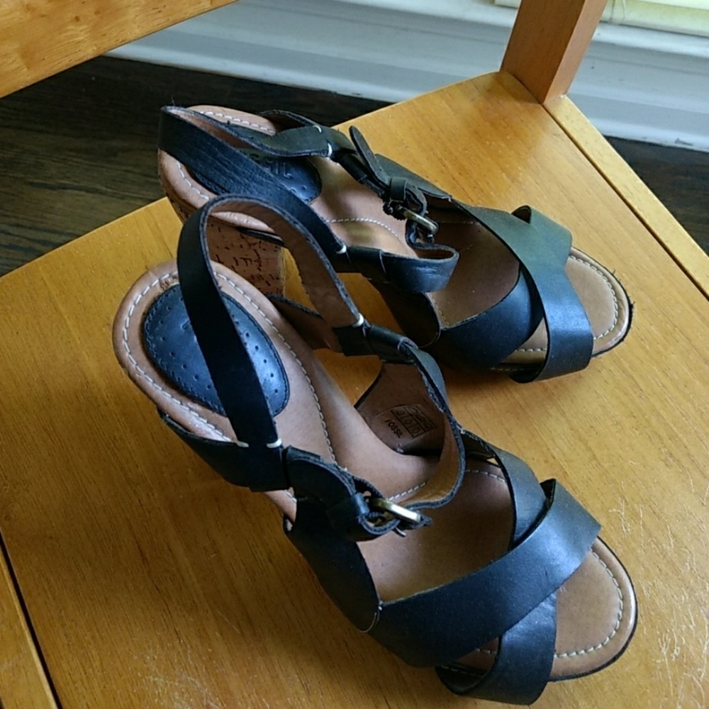 Fossil Heels 8.5